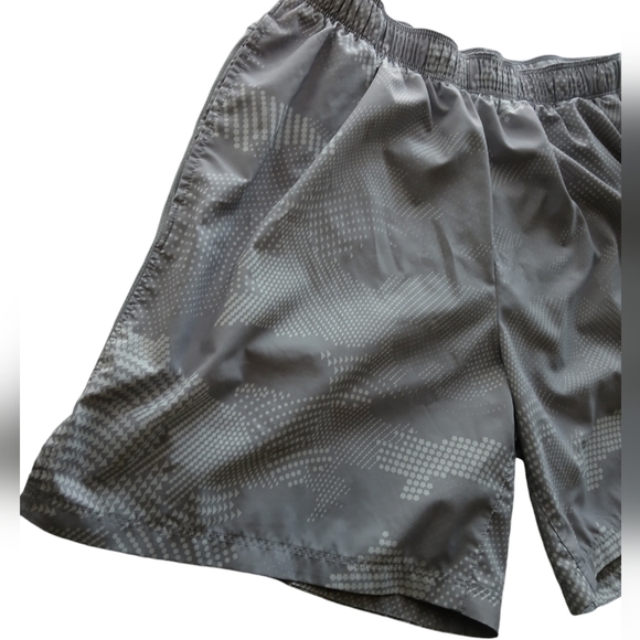 Nike Shorts Men’s Large Gray Swoosh - Picture 3 of 11